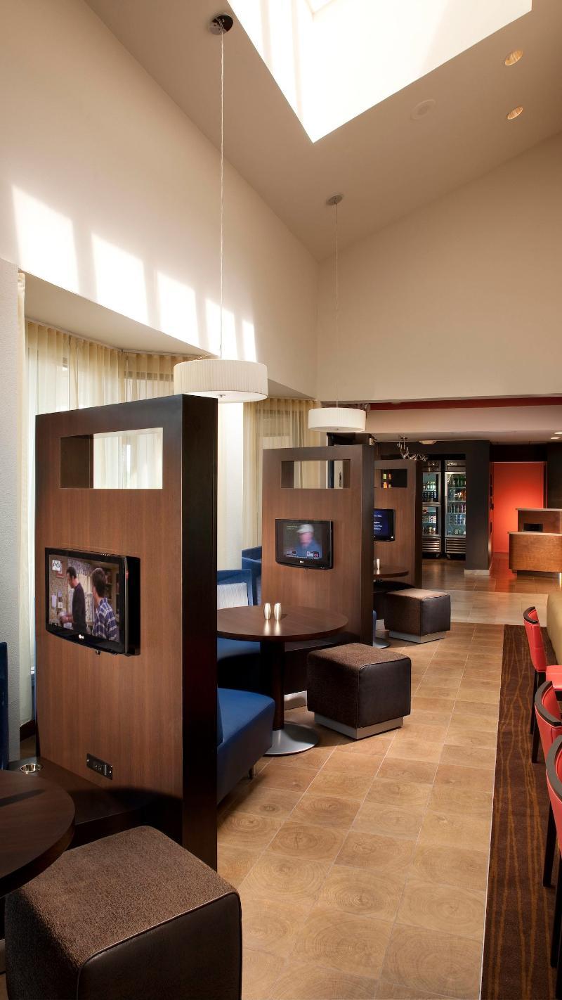 Hotel Courtyard By Marriott Orlando Airport Exteriér fotografie